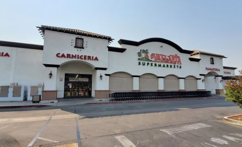 Vallarta Supermarkets Delano