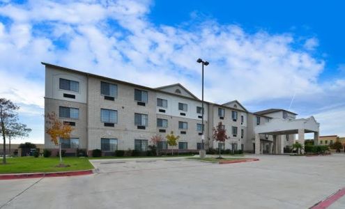 Best Western Plus Mansfield Inn & Suites