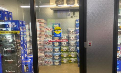 Roy's Convenience store Bismarck