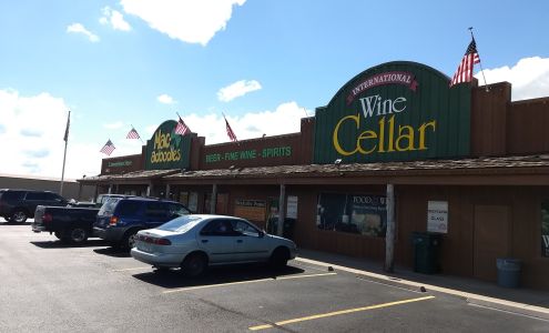 Macadoodles Fine Wine and Spirits