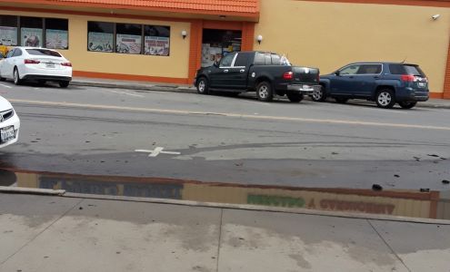 El Pueblo Market Soledad