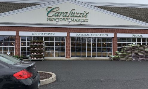 Caraluzzi's Newtown Market