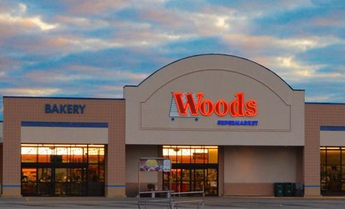 Woods Supermarket Bolivar