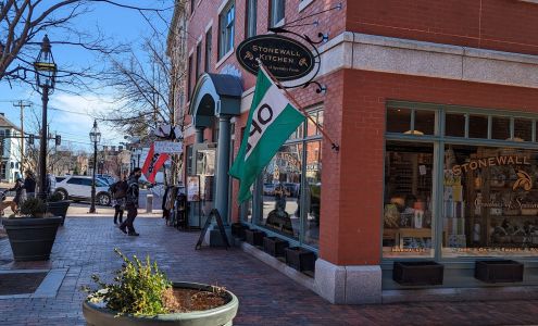 Stonewall Kitchen Portsmouth Company Store