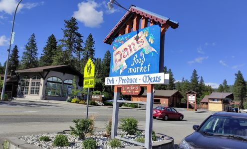 Dan's Food Market Leavenworth