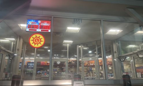 Royal Farms Riviera Beach