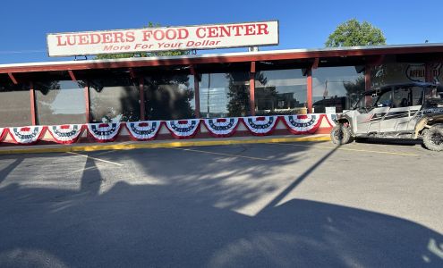 Lueders Food Center Spearfish