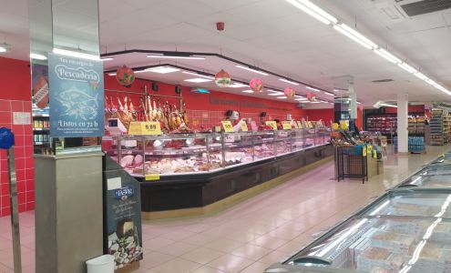 West Riverside Market McMinnville