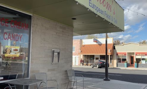 Mom's European Food & Deli Soap Lake