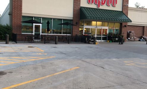 Hy-Vee Grocery Store