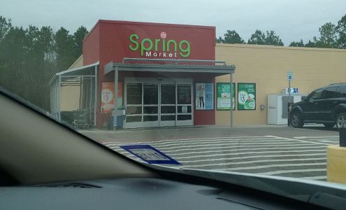 Spring Market Naples