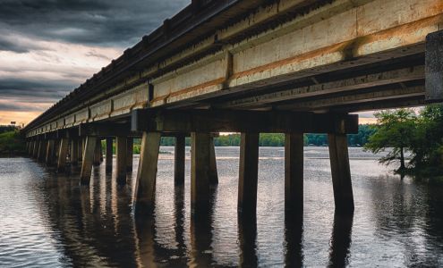 LesTer's on the Lake