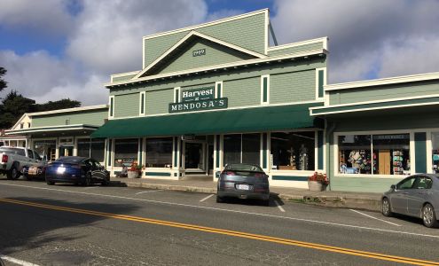 Harvest Market at Mendosa's