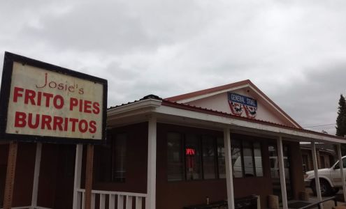 Villanueva General Store Villanueva