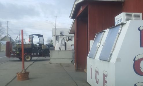 Boyce's General Store Colton