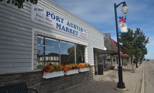 Port Austin Market (IGA) Port Austin