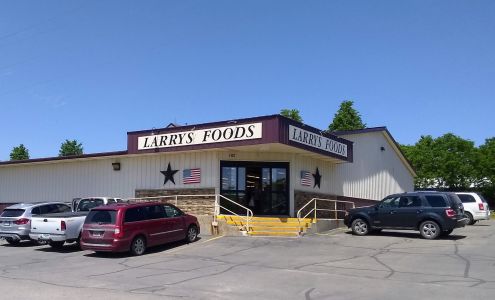 Larry's Supermarket Battle Lake