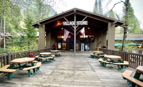Village Store Yosemite Valley