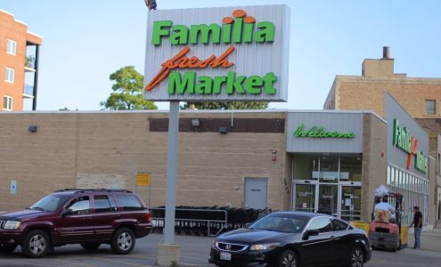 Familia Fresh Market Berwyn