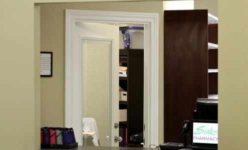 Sinks Pharmacy - Iberia Iberia