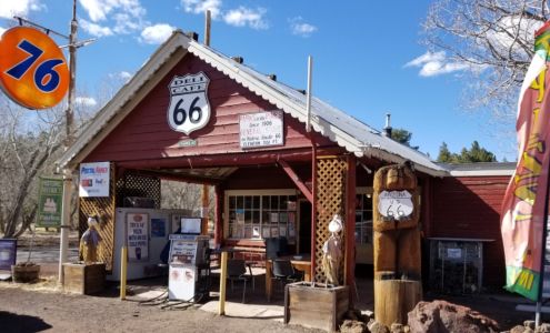 Parks In the Pines General Store Deli & Cafe & Postal Annex Parks