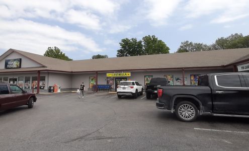 La Estrella Supermarket