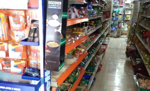 Crossroads Supermarket Hartford