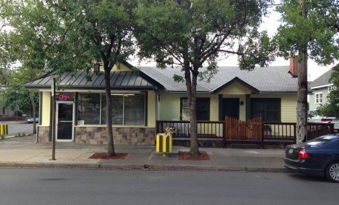 Hilyard Street Market