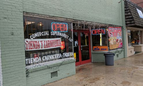 La Comercial Supermarket LLc Robbins