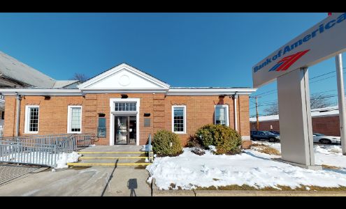 Bank of America (with Drive-thru ATM)