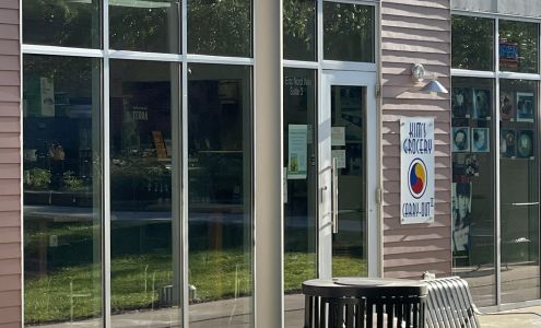 Kim's Grocery & Carryout