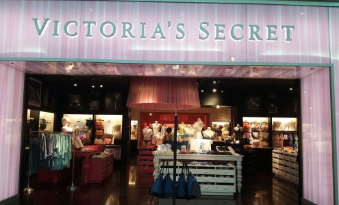 Victoria's Secret & PINK by Victoria's Secret