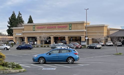 County Square Market