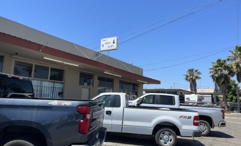 Victor Market & Deli