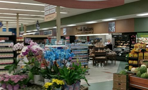 Star Market Newtonville