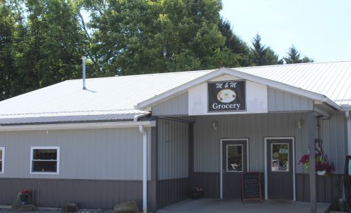 M & M Grocery