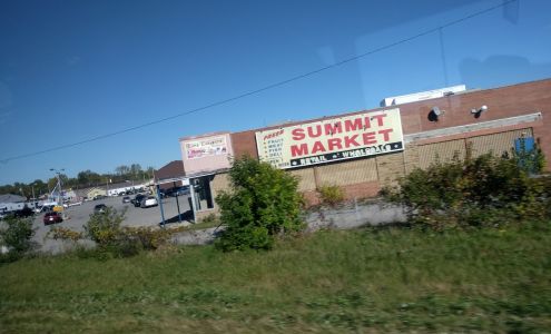 Summit Market