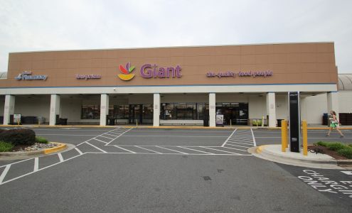 Giant Pharmacy