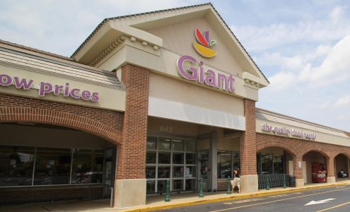 Giant Pharmacy