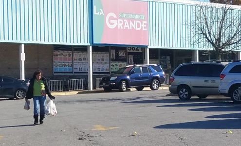 La Grande Supermarket - Riverdale Park