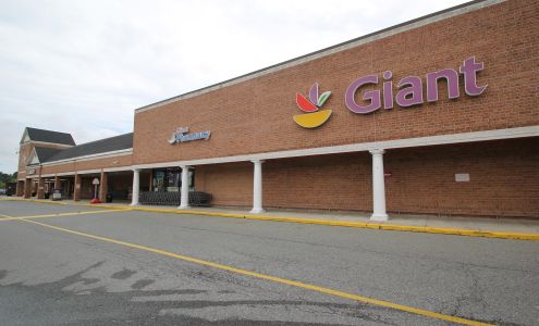 Giant Pharmacy Prince Frederick