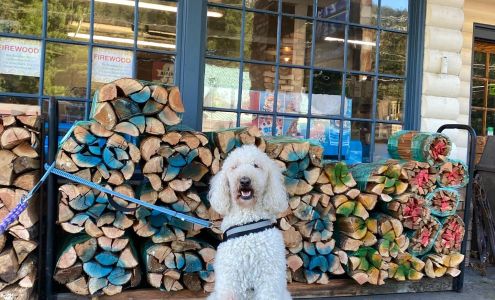 The Leaburg Store Leaburg