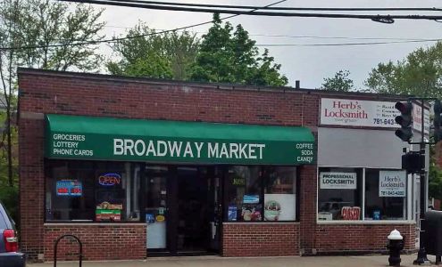 Broadway Market Arlington