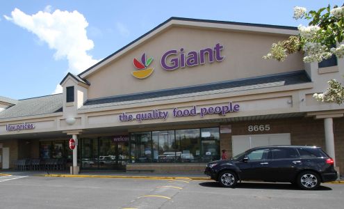 Giant Pharmacy