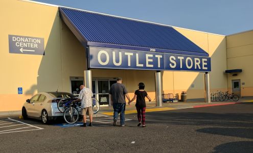 Goodwill Industries Outlet of the Columbia Willamette