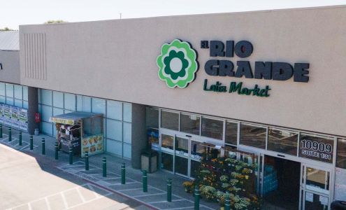 El Rio Grande Latin Market