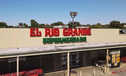 El Rio Grande Latin Market