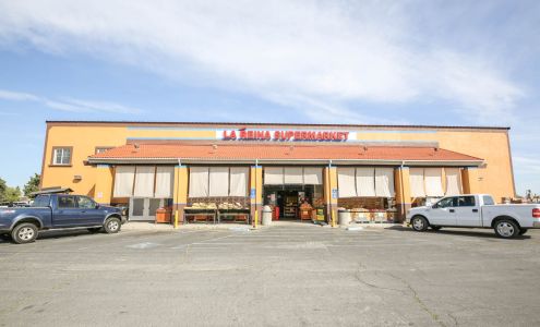 La Reina SuperMarket