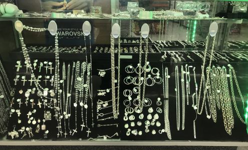 Mar Oro Jewelry Interior Junior Supermarket, 108 W Farm to Market 495, San Juan Texas 78589