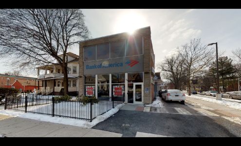 Bank of America (with Drive-thru ATM)